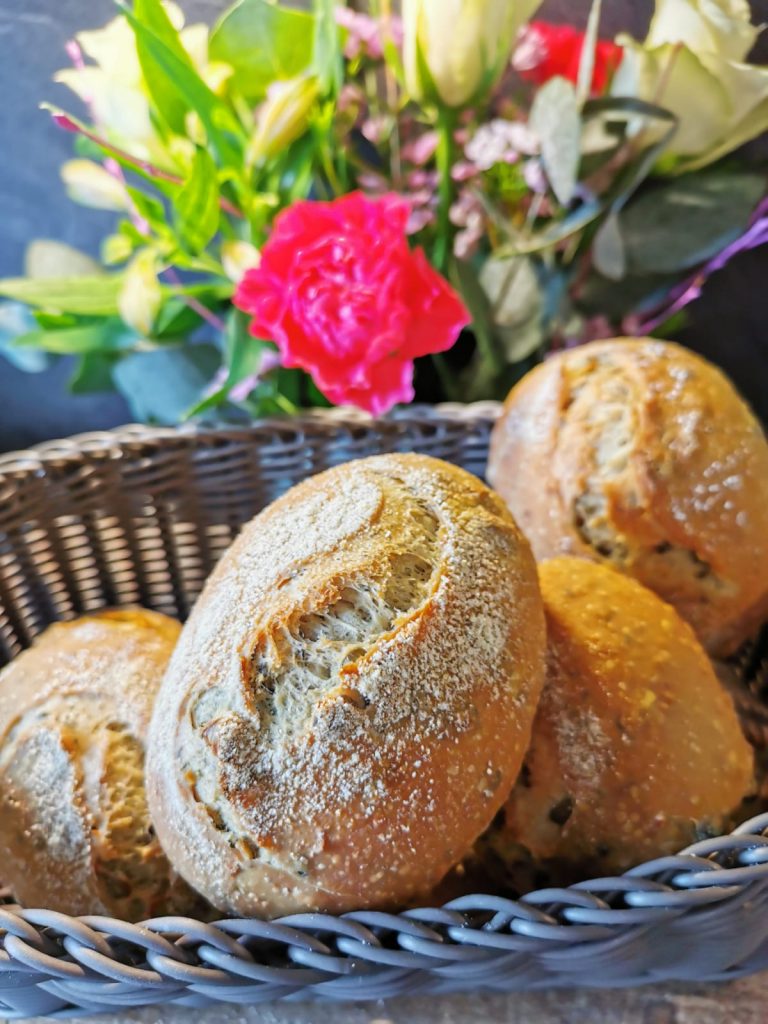 Softe Buttermilch-Brötchen