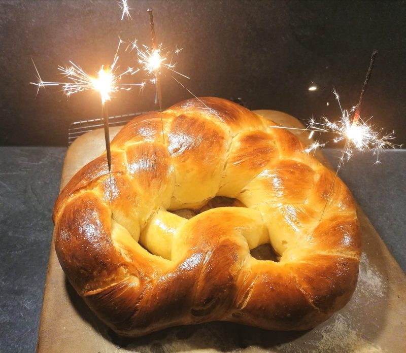 Neujahrsbrezel Rezept Mit Hefeteig