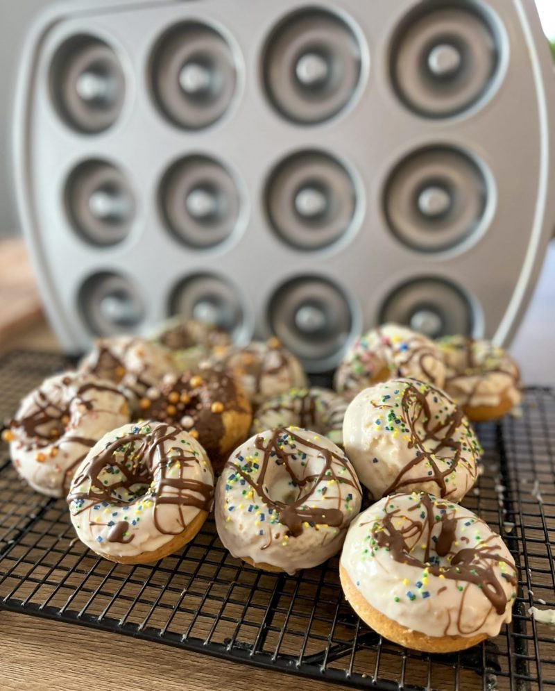 Amerikanische Donuts aus dem Backofen® Donut Backform Amerikanische Donuts aus dem Backofen® Donut Backform