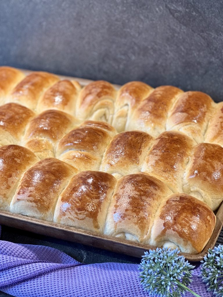 Softe Buttermilch-Brötchen